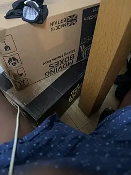 Snapshot of Oorgazmic chatting on February 5, 2026, 7:53 pm Oorgazmic online show from February 5, 2026, 7:53 pm