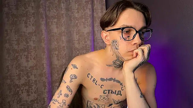 anahori  simon online show from March 5, 2025, 3:51 pm