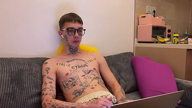 anahori  simon online show from March 18, 2026, 11:46 am