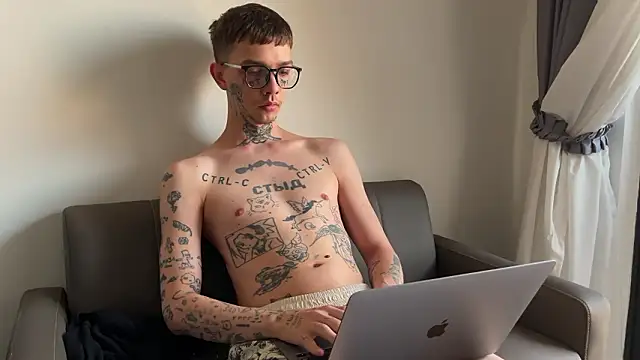 anahori  simon online show from March 14, 2026, 12:38 am