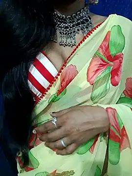 Savita hotmom online show from June 3, 2026, 4:55 pm