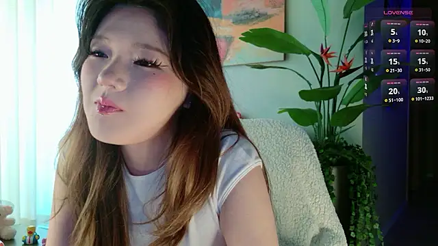 KitayamaChu online show from March 18, 2026, 1:42 am