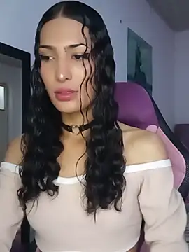 Lanna hott  online show from June 11, 2026, 12:13 pm