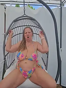 Supertitten95DD online show from July 15, 2026, 8:32 am