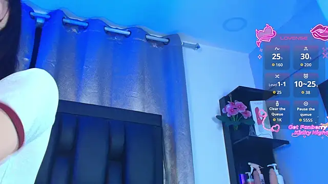 SaraRoy  online show from July 21, 2026, 11:28 pm