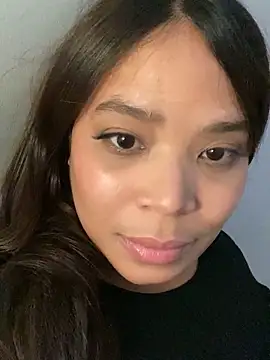 Snapshot of AitanaEvans chatting on February 5, 2026, 10:16 pm AitanaEvans online show from February 5, 2026, 10:16 pm