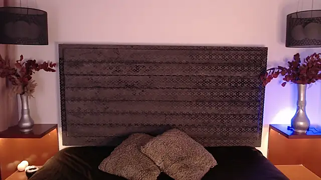 Snapshot of AitanaEvans chatting on March 22, 2025, 2:48 am AitanaEvans online show from March 22, 2025, 2:48 am