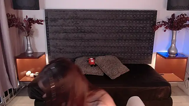 Snapshot of AitanaEvans chatting on March 19, 2025, 9:58 pm AitanaEvans online show from March 19, 2025, 9:58 pm