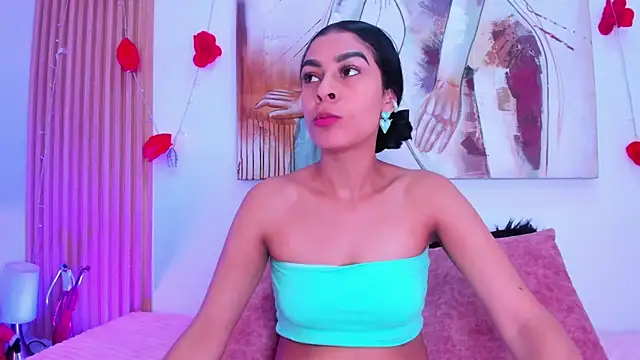 Snapshot of Yasiir_0229 chatting on December 8, 2024, 4:44 am Yasiir 0229 online show from December 8, 2024, 4:44 am