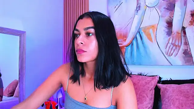 Snapshot of Yasiir_0229 chatting on January 4, 2025, 3:50 am Yasiir 0229 online show from January 4, 2025, 3:50 am