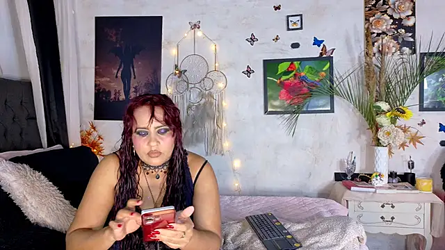 Snapshot of Kyara_Queen chatting on July 14, 2026, 6:14 pm Kyara Queen online show from July 14, 2026, 6:14 pm