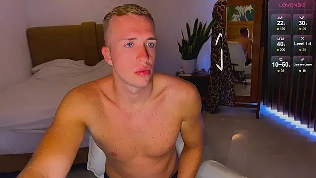 tommy cumfinger online show from December 4, 2025, 4:44 am