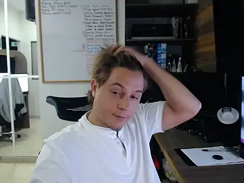 Zackxxx  online show from March 25, 2026, 4:39 pm