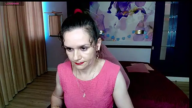 Snapshot of AriaGray chatting on July 5, 2026, 4:52 am AriaGray online show from July 5, 2026, 4:52 am