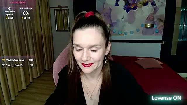 Snapshot of AriaGray chatting on July 26, 2026, 1:01 am AriaGray online show from July 26, 2026, 1:01 am