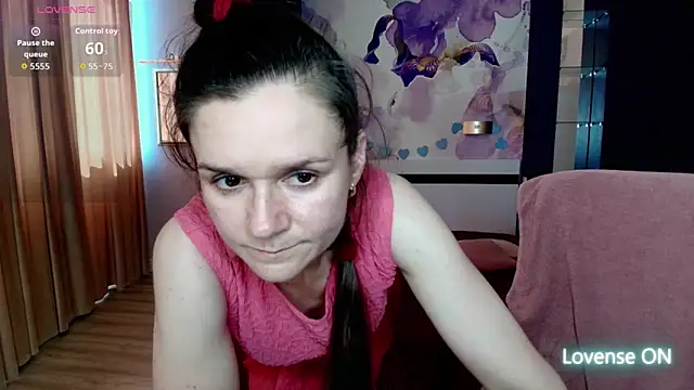 AriaGray online show from April 29, 2026, 11:58 am
