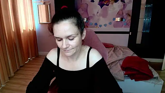 Snapshot of AriaGray chatting on July 27, 2026, 12:23 pm AriaGray online show from July 27, 2026, 12:23 pm