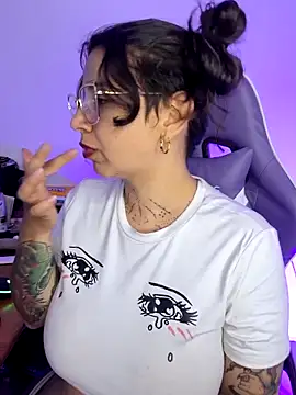 Aria Bennett21 online show from March 12, 2026, 3:23 am