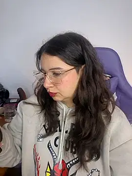 Aria Bennett21 online show from February 8, 2026, 2:42 am