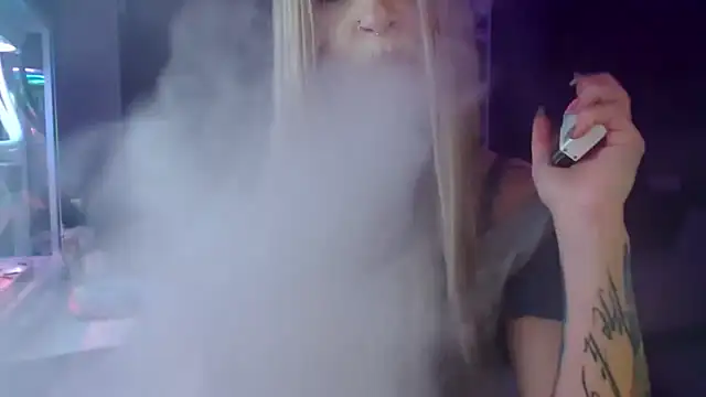 InesGold online show from March 20, 2025, 6:20 pm