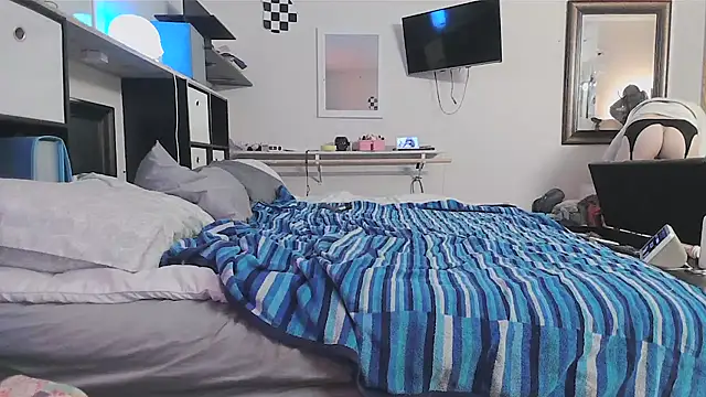 sissytrapdolly24 online show from November 8, 2025, 10:46 pm