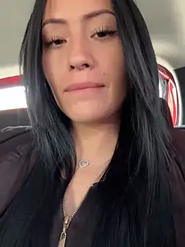 Sara luna  online show from March 18, 2025, 2:50 pm