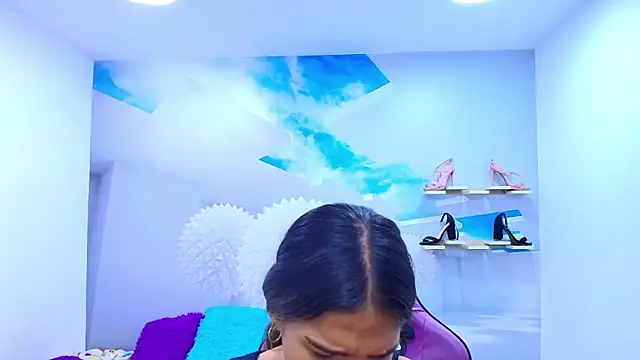 DEMI LEED online show from October 2, 2025, 12:41 pm