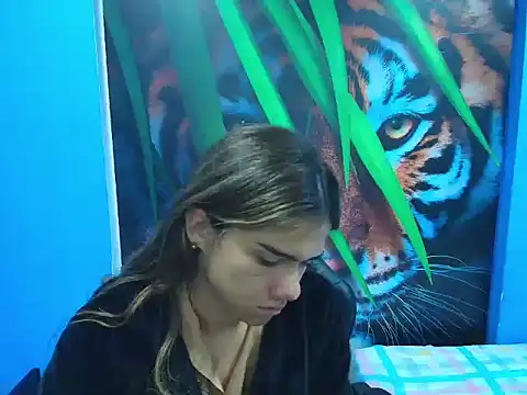 DEMI LEED online show from February 25, 2026, 11:43 am