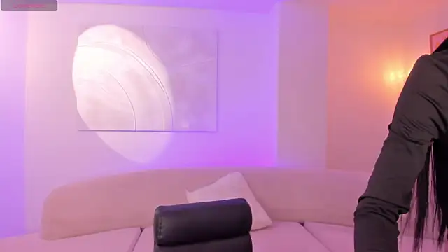 Snapshot of HannahJamesX chatting on March 16, 2026, 12:42 pm HannahJamesX online show from March 16, 2026, 12:42 pm