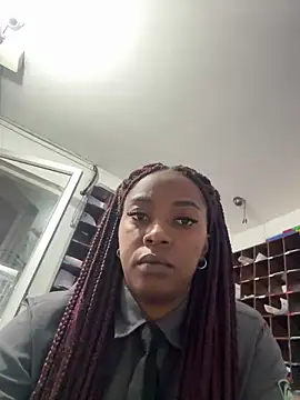 Snapshot of CiaraEbony chatting on June 17, 2026, 11:31 am CiaraEbony online show from June 17, 2026, 11:31 am