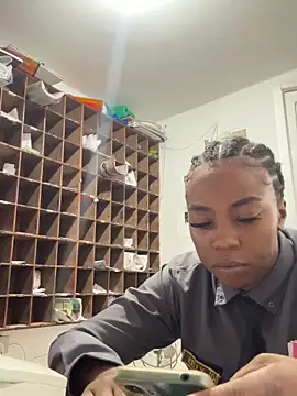 CiaraEbony online show from May 5, 2026, 11:24 am