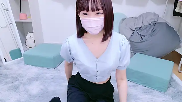 x-naru-x online show from December 6, 2024, 4:22 pm