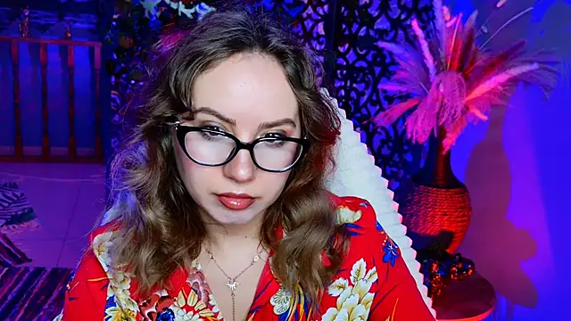 JasmineMilko online show from June 16, 2026, 5:07 am