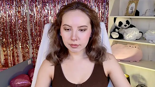 JasmineMilko online show from June 8, 2026, 5:08 am