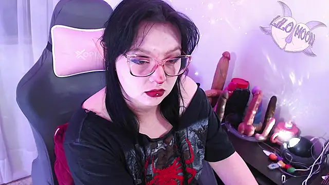 LiloMoon69 online show from May 3, 2026, 8:08 am