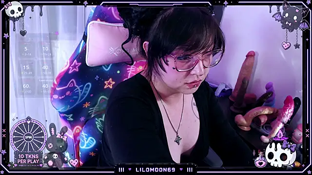 LiloMoon69 online show from August 8, 2026, 6:53 am