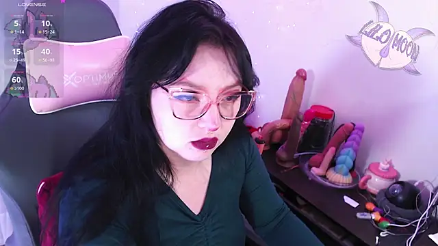 LiloMoon69 online show from May 2, 2026, 3:12 am