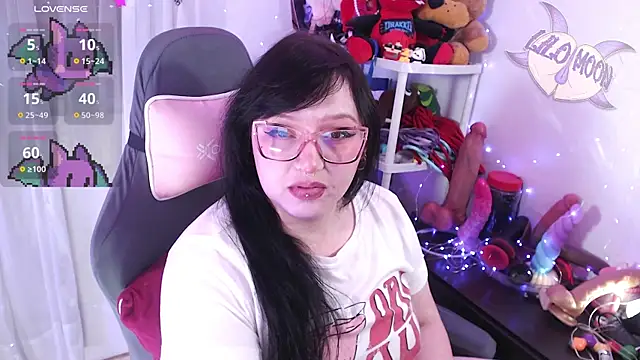 Snapshot of LiloMoon69 chatting on March 21, 2026, 12:45 am LiloMoon69 online show from March 21, 2026, 12:45 am