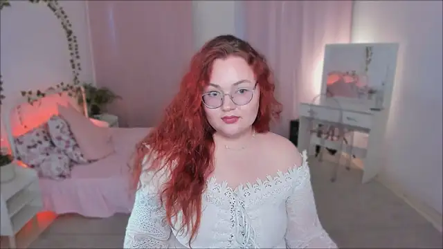 Lana Bananass online show from June 12, 2026, 4:16 pm