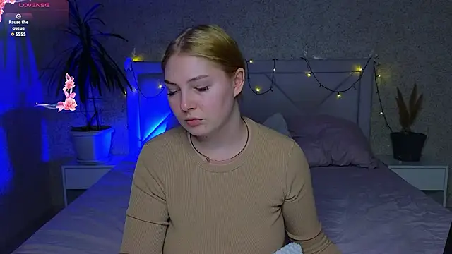 Snapshot of Catherine_River chatting on March 21, 2026, 4:00 pm Catherine River online show from March 21, 2026, 4:00 pm