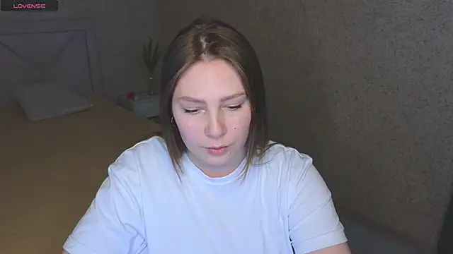 Snapshot of Catherine_River chatting on March 1, 2025, 12:23 pm Catherine River online show from March 1, 2025, 12:23 pm