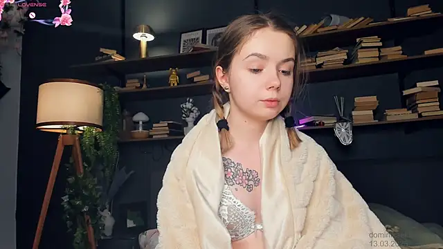 DominikaElis online show from March 14, 2025, 12:21 am