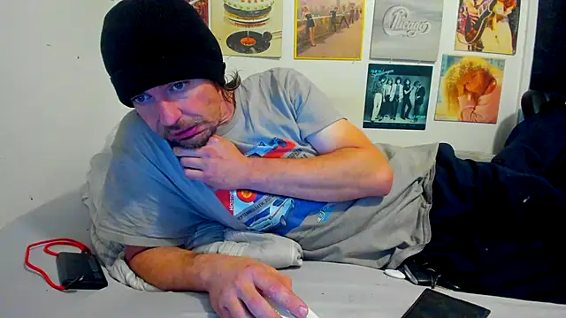 cloudyystar666 online show from November 30, 2025, 10:43 pm