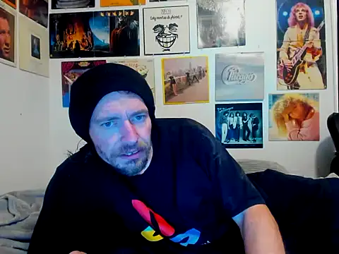 cloudyystar666 online show from December 17, 2025, 2:44 pm