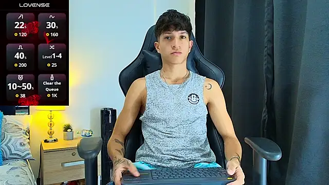  CamiloBass online show from June 19, 2026, 12:38 am