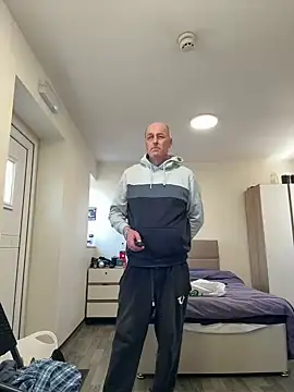 Cockhardhelp online show from March 15, 2025, 2:45 pm