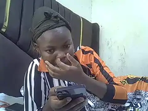 pretty vivy online show from March 21, 2025, 5:54 am