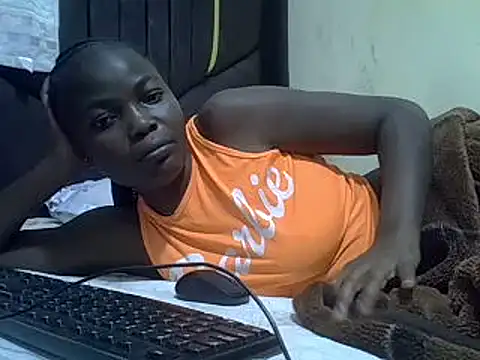 pretty vivy online show from March 5, 2025, 4:02 am