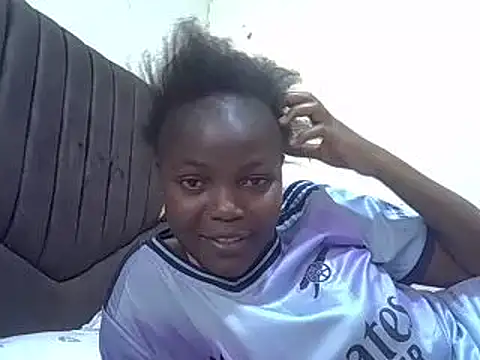 pretty vivy online show from February 17, 2025, 11:02 am