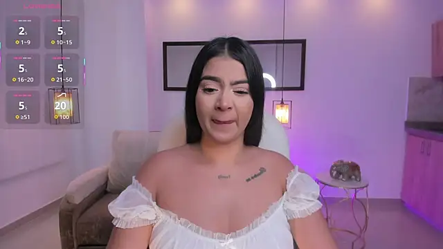 amelie jhons online show from July 5, 2026, 9:54 pm